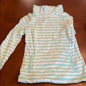 Vineyard Vines sweater